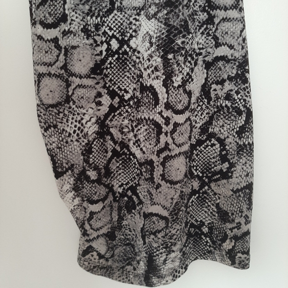 BCBG MaxAzria Mini Dress With Snakeskin Print - Picture 3 of 10